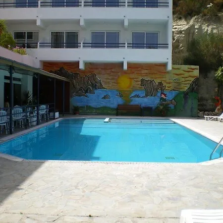 Celadi Vista Hotel 3*